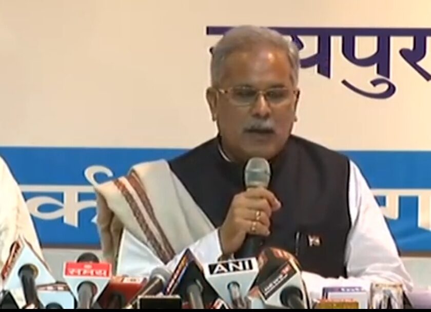 मुख्यमंत्री भूपेश बघेल ने लिया हजार करोड़ रुपए का कर्ज, 7 फीसदी ब्याज दर के साथ इस साल तक करना होगा भुगतान