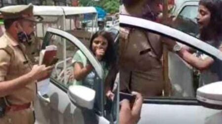 बीच सड़क युवती का हाई-वोल्टेज ड्रामा, दरोगा को दिया धक्का, गिरा दी टोपी बीच सड़क युवती का हाई-वोल्टेज ड्रामा, दरोगा को दिया धक्का, गिरा दी टोपी