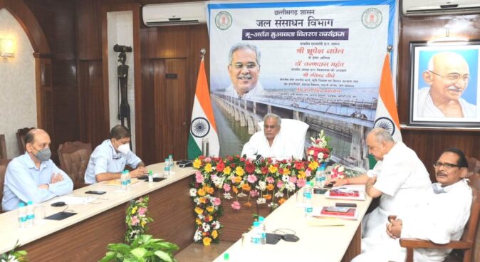 मुख्यमंत्री ने कलमा बैराज के प्रभावित किसानों को 22.78 करोड़ रूपए की भू-अर्जन मुआवजा राशि का किया वितरण मुख्यमंत्री ने कलमा बैराज के प्रभावित किसानों को 22.78 करोड़ रूपए की भू-अर्जन मुआवजा राशि का किया वितरण