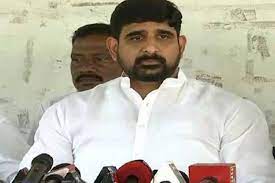 तेलंगाना कांग्रेस नेता कौशिक रेड्डी ने दिया इस्तीफा Telangana Congress leader Kaushik Reddy resigns