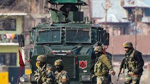 पुलवामा में सुरक्षाबलों और आतंकियों के बीच मुठभेड़,एक जवान शहीद Encounter between security forces and terrorists in Pulwama, one soldier martyred