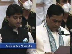 मोदी कैबिनेट विस्तार : राजकुमार रंजन सिंह, भारती प्रवीण पवार, बिश्वेश्वर टुडु, शांतनु ठाकुर ने ली शपथ