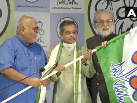 कांग्रेस की फिर हुई किरकिरी, अभिजीत मुखर्जी ने थामा तृणमूल कांग्रेस का दामन