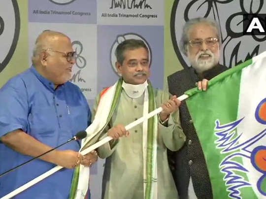 कांग्रेस की फिर हुई किरकिरी, अभिजीत मुखर्जी ने थामा तृणमूल कांग्रेस का दामन