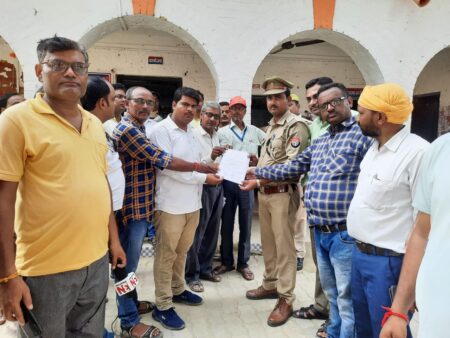 पत्रकार पर किए गए मुकदमे के विरुद्ध समाचार दर्पण 24 परिवार छेड़ी जंग